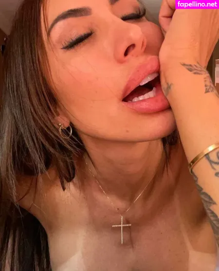 Jaque Khury OnlyFans Thumbnail #ZPY1xva0SI