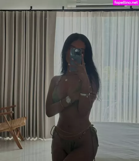 Jaruwanzehrer OnlyFans Thumbnail #0AST6A7AEK