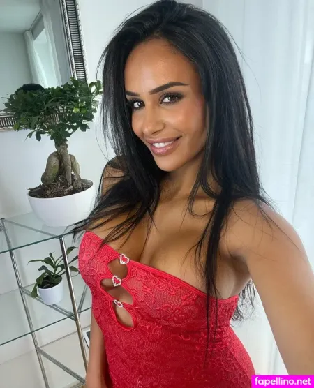 Jasmiinsecretsfree OnlyFans Thumbnail #ZrpKMhl1bO