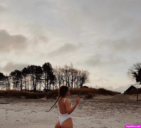 Jasmin Eller OnlyFans Thumbnail #ngl0KGZS6L