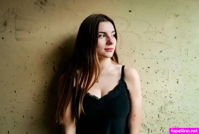 Jasmin Lutke OnlyFans Thumbnail #1MBKAW78gG