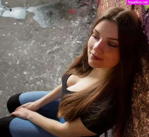 Jasmin Lutke OnlyFans Thumbnail #5rfbum0GYd