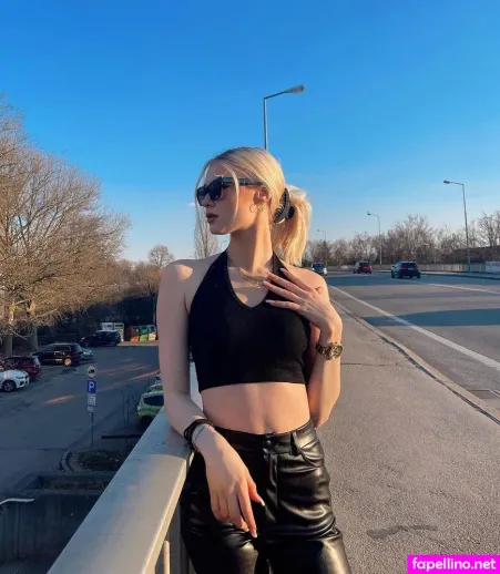 Jasmin Schneider OnlyFans Thumbnail #npvYirQlDr