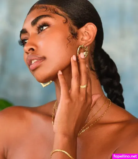 Jasmine Chola OnlyFans Thumbnail #1g8V0epBwi