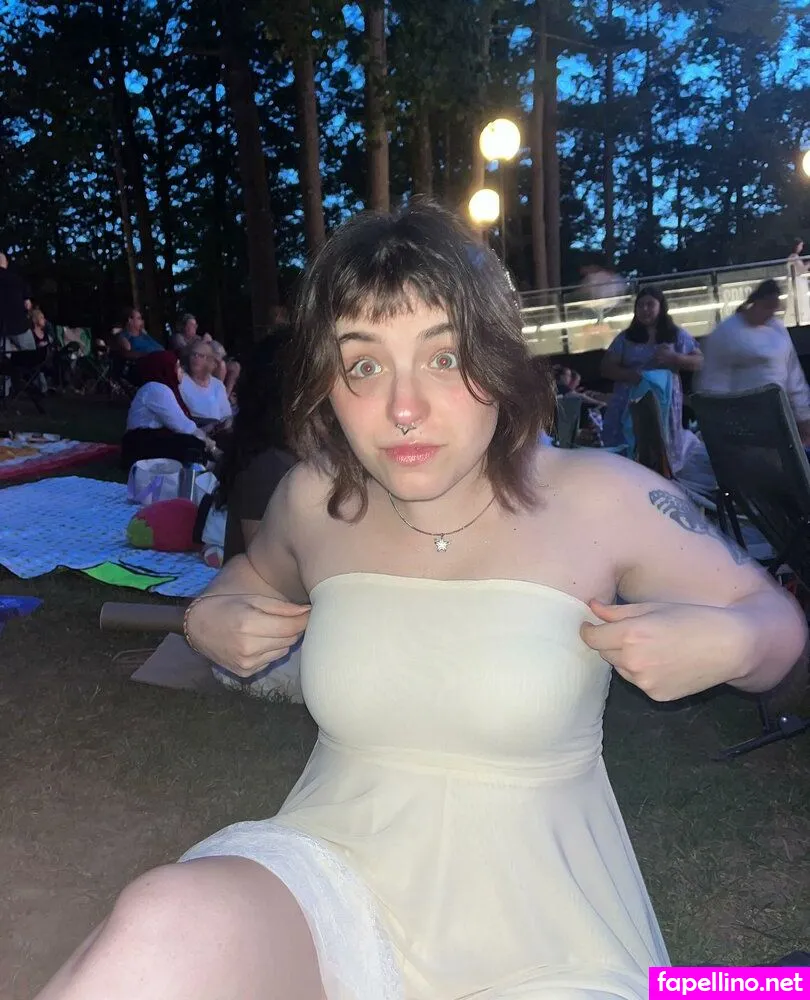 bingobongojas, jasminejae_vip, stringcheesemmm Nude Leaked OnlyFans Photo #0XmarOK1G3