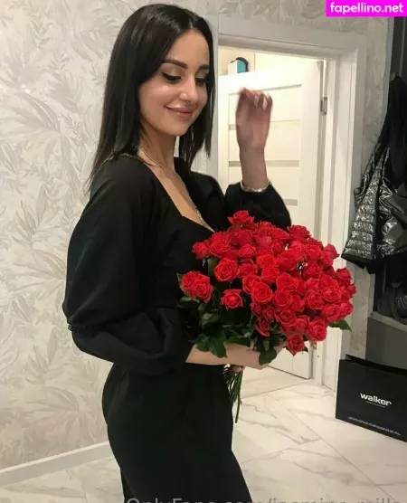 Jasmine Mills OnlyFans Thumbnail #IUHcTApMxw