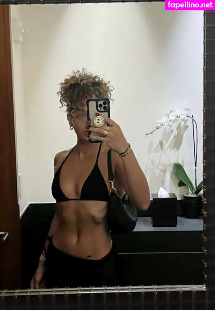 Golden Barbie, golden_barbie, goldenbarbie, jasminesanders Nude Leaked OnlyFans Photo #V0LbTn5eDs