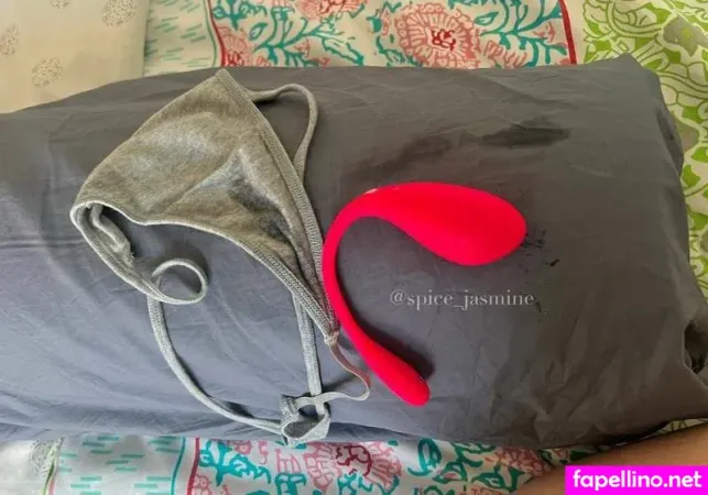 Jasmine Spice OnlyFans Thumbnail #k7sOL6o4WW