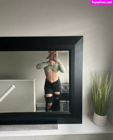 Jasminecakess OnlyFans Thumbnail #y6zfrj1gao