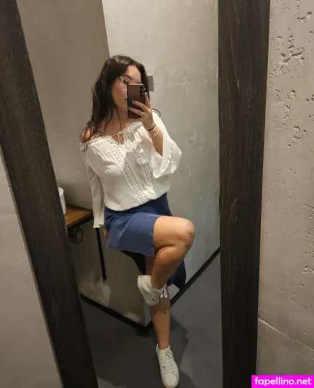 Jasminee Main Profile Photo