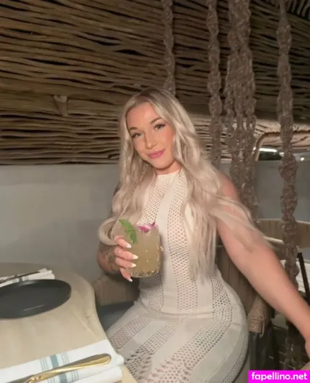 Jasmineecakes OnlyFans Thumbnail #U2C5mIUEX8