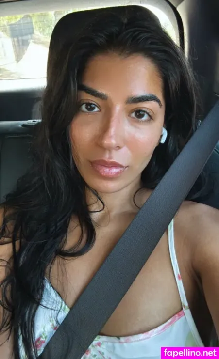 Jasminesherni 1 OnlyFans Thumbnail #4qvGHNidnO