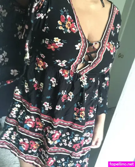 Jasminesimmons OnlyFans Thumbnail #pCc5P9sQc0