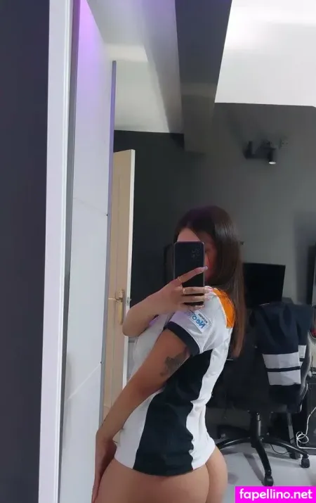 Jasminexx02 OnlyFans Thumbnail #HrlBCOF1vN