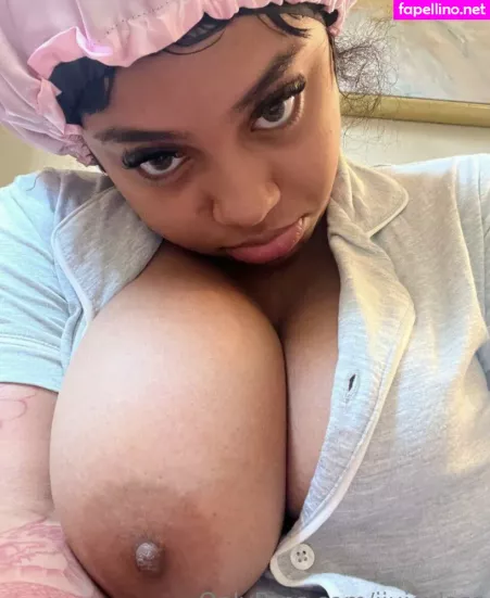 Jasmynaaliyah OnlyFans Thumbnail #9KUn0e5rc1