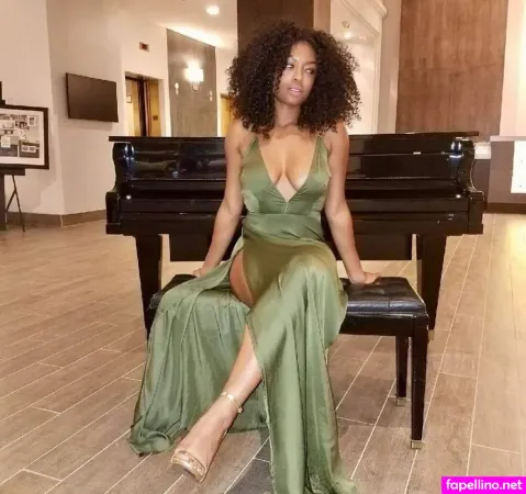 Javicia Leslie OnlyFans Thumbnail #sCtAjQlYAJ
