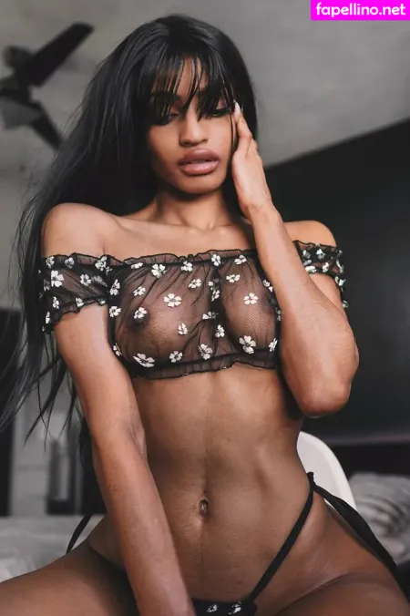 Jaye Carrero OnlyFans Thumbnail #2mEV69N7Bs