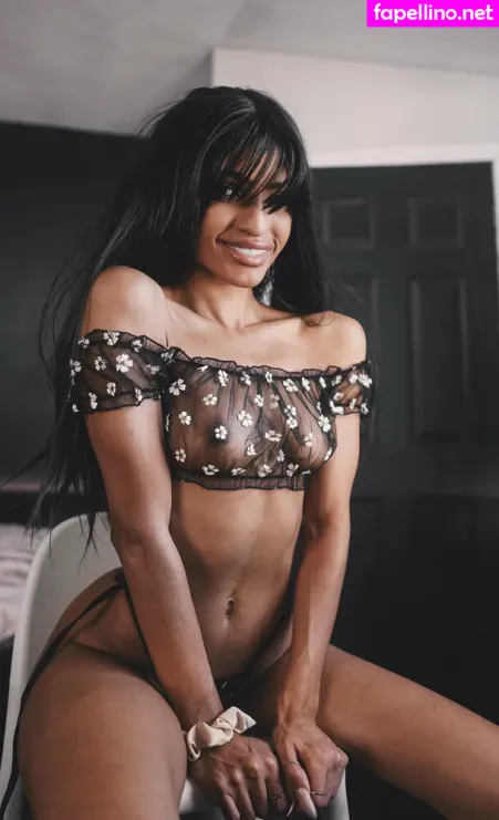 Jaye Carrero OnlyFans Thumbnail #CBPWIxg33W