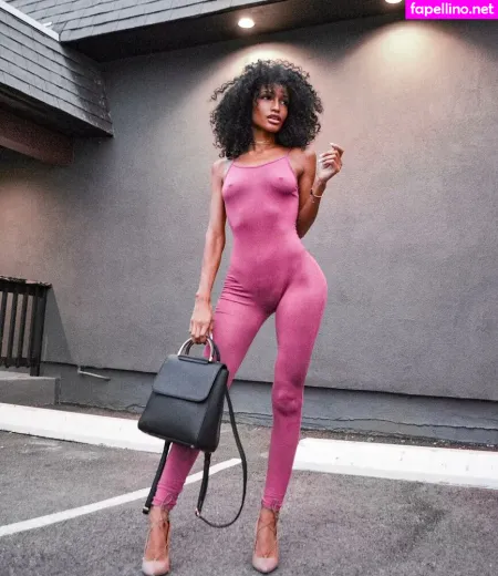 Jaye Carrero OnlyFans Thumbnail #js2FPMXf1H