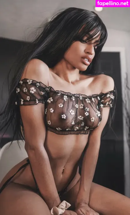 Jaye Carrero OnlyFans Thumbnail #lMGmGdngF8