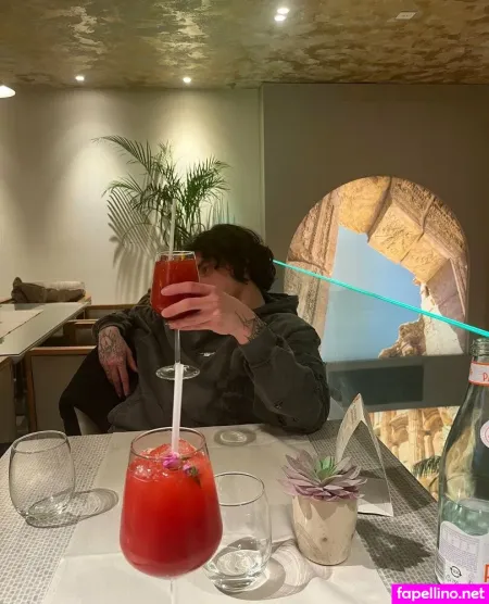 Jayloganz Main Profile Photo