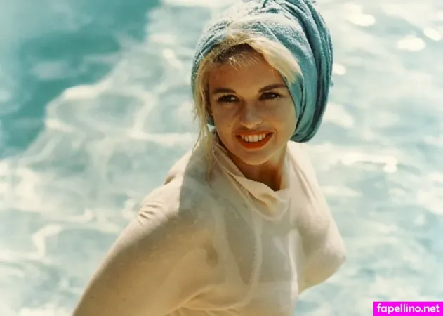 Jayne Mansfield OnlyFans Thumbnail #XJDSGumLLw