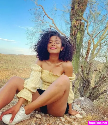 Jaz Sinclair OnlyFans Thumbnail #fmQ3sNAIza