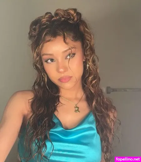 Jazmina OnlyFans Thumbnail #VeMRz0VLHH