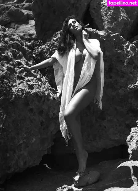 Jazmine R OnlyFans Thumbnail #GKBPYo5C5N