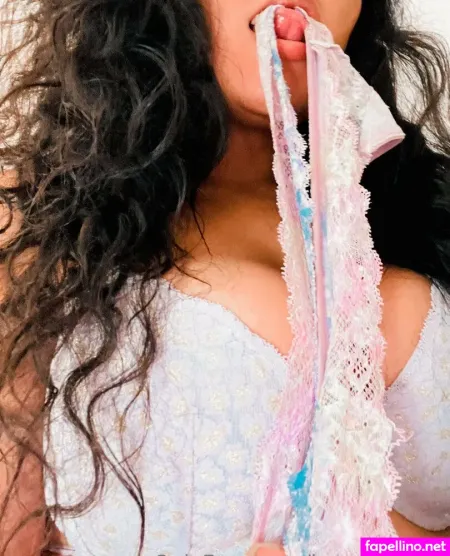 Jazminearies OnlyFans Thumbnail #fAr090Q3Dh