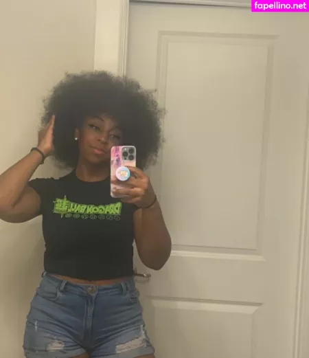 Jazzyguns OnlyFans Thumbnail #b6m5W7QDS3