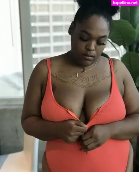 Jchanel12 OnlyFans Thumbnail #1uN26Rswo0