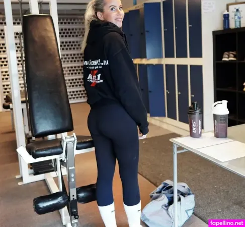 Jeanette Lund Spildrejorde Wife Of Knut Spildrejorde OnlyFans Thumbnail #2yKZLr7lOW