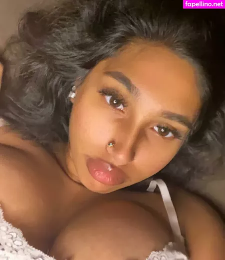 Jeanette Prakash OnlyFans Thumbnail #HH12iW8VZ9