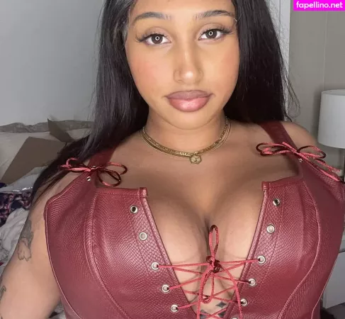 Jeanette Prakash OnlyFans Thumbnail #WFgyQPWaLf
