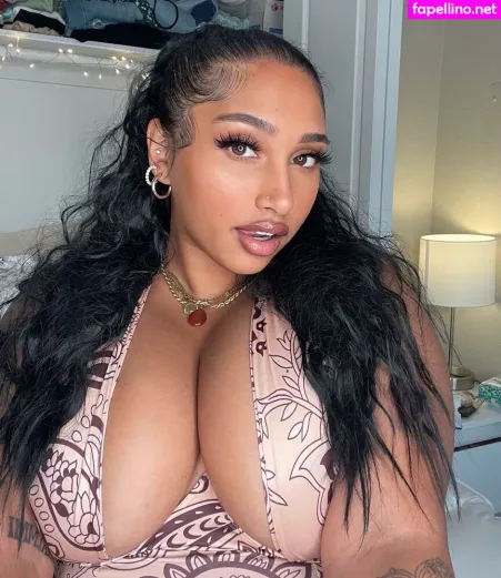 Jeanette Prakash OnlyFans Thumbnail #qv86LsvxUr