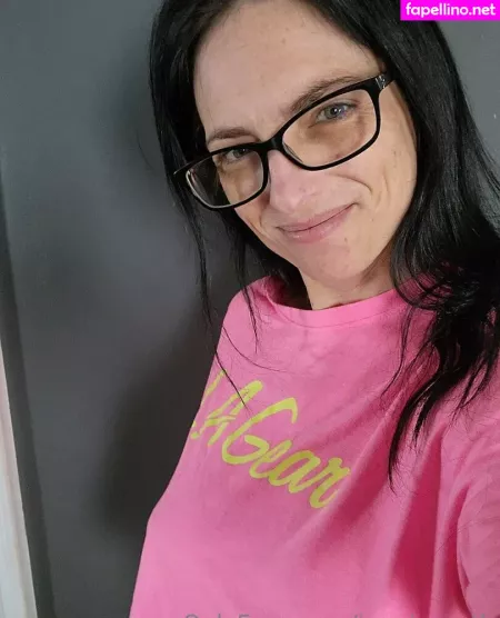 Jeanienorth OnlyFans Thumbnail #iWteUYzl4w