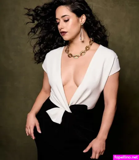 Jeanine Mason OnlyFans Thumbnail #K1mGQNQrzN
