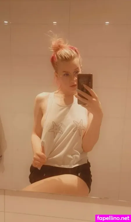 Jeanineusagi OnlyFans Thumbnail #4df7lxhPR9