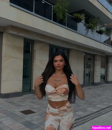 Jeanne Kts OnlyFans Thumbnail #h8XzBQtuRN