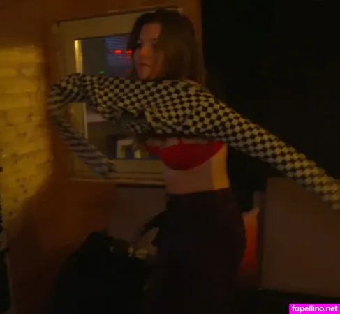 Jeanne Zeitler OnlyFans Thumbnail #LmFpxyHXOt