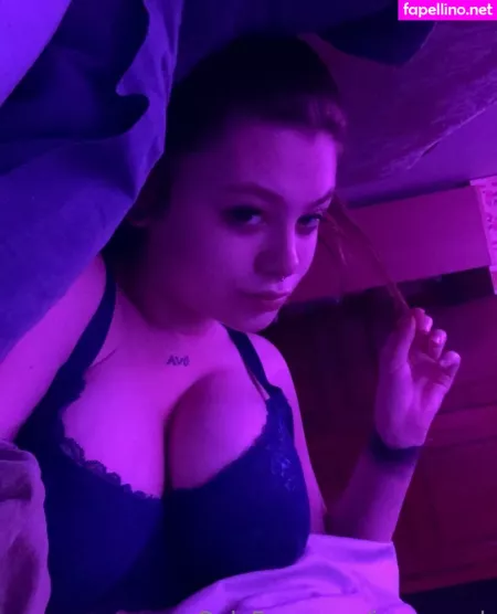 Jeanneosk OnlyFans Thumbnail #wjuyKkkgUe