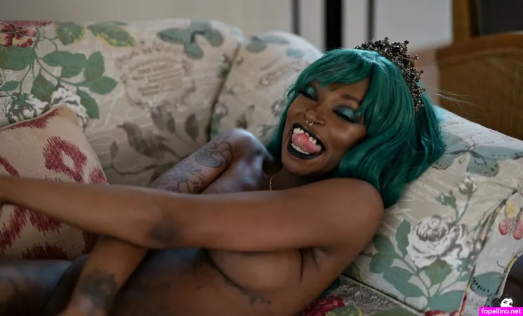 Jeckyl OnlyFans Thumbnail #J9cQmyDIOg