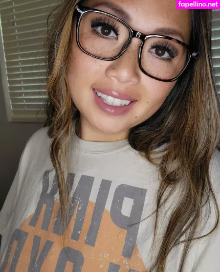 Jee Yung OnlyFans Thumbnail #YmEUvmCmVH