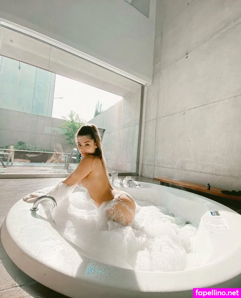 jeeniibm, jeeniibm.2 Nude Leaked OnlyFans Photo #1tAZIC54Ey