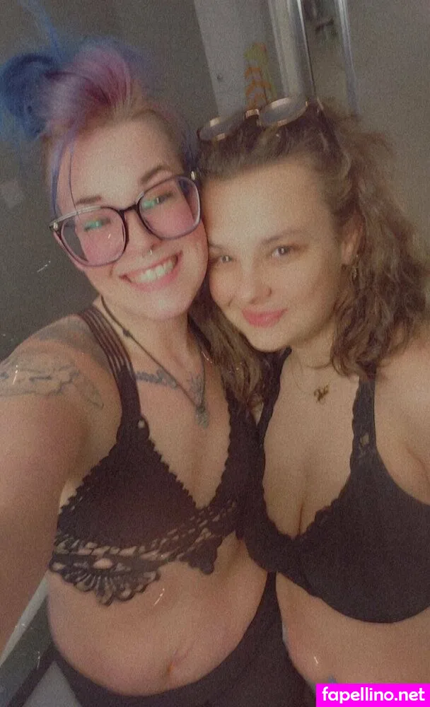 geezelouiseeeee, jeez.louise Nude Leaked OnlyFans Photo #Bxnq0pkQKR