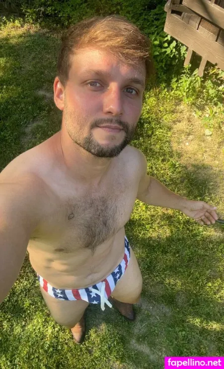 Jeffreycarter 1 OnlyFans Thumbnail #o3Q57A1Xnz