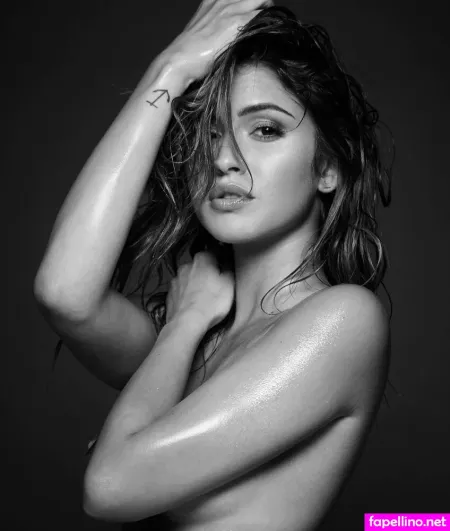 Jehane Paris OnlyFans Thumbnail #ip4gkNDZoy