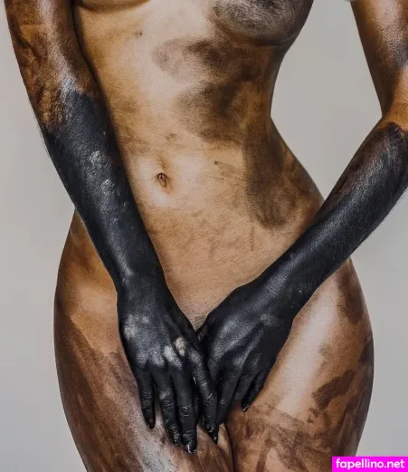 Jehane Paris OnlyFans Thumbnail #iyN2M8e6Wd