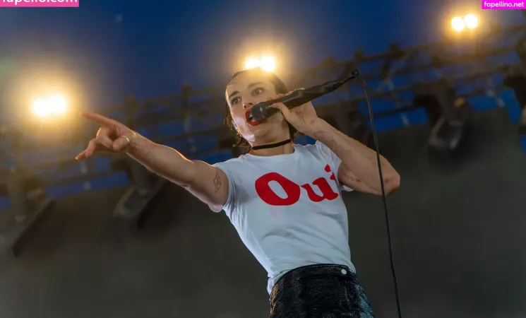 Jehnny Beth OnlyFans Thumbnail #AdDuWdepDC